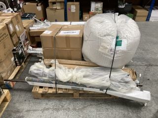 Lot 356  
            Marchington SR18 - Delivery or Collection 

                
PALLET OF ASSORTED JOHN LEWIS & PARTNERS ITEMS TO INCLUDE RUCOMFY LARGE BEAN BAG ...