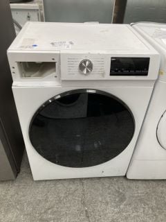 Lot 64  
            Marchington SR18 - Delivery or Collection 
                
HISENSE 8KG FREESTANDING WASHING MACHINE IN WHITE: LOCATION - A4
