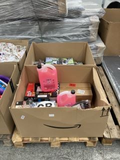Lot 90  
            Marchington SR18 - Collection 

                
(COLLECTION ONLY) PALLET OF ASSORTED VEHICLE ITEMS TO INCLUDE 5L MUC OFF SNOW FOA...