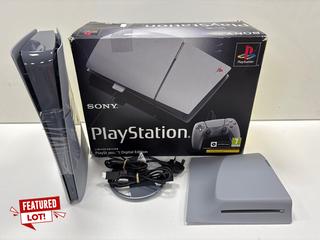 Lot 2  
            Marchington - Parcel Delivery Only 

                
SONY PLAYSTATION 5 DIGITAL EDITION - 30TH ANNIVERSARY LIMITED EDITION BUNDLE - SL...