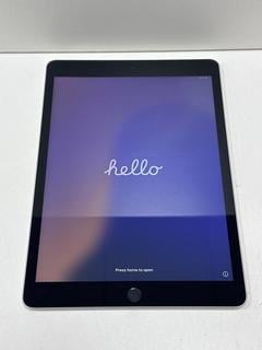 Lot 41  
            Marchington - Parcel Delivery Only 

                
APPLE IPAD (9TH GENERATION) 64 GB TABLET WITH WIFI IN SPACE GREY: MODEL NO A2602 ...