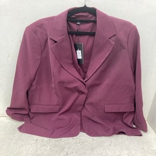 Lot 1004  
            Marchington SR12 - Parcel Delivery Only 

                
WOMENS FRENCH CONNECTION HARRIE SUITING JACKET IN BURGUNDY RED - UK SIZE: 18: LOC...