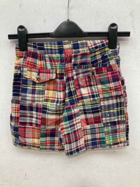 Lot 1021  
            Marchington SR12 - Parcel Delivery Only 

                
RALPH LAUREN KIDS POLO PREPSTER PATCHWORK MADRAS SHORTS IN MULTI COLOUR - UK SIZE...