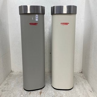 Lot 1040  
            Marchington SR12 - Parcel Delivery Only 

                
2 X JOHN LEWIS & PARTNERS TOUCH TOP 40L BINS IN GREY/STONE: LOCATION - D12