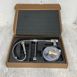 Lot 1047  
            Marchington SR12 - Parcel Delivery Only 

                
MODERN KITCHEN MIXER TAP IN STAINLESS STEEL: LOCATION - D12