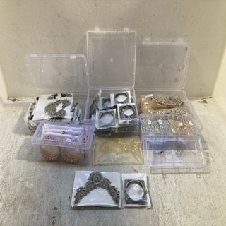 Lot 148  
            Marchington SR12 - Parcel Delivery Only 

                
5 X BOXES OF ASSORTED JEWELLERY TO INCLUDE 1 X BOXES OF ASSORTED GOLD & JEWELLED ...