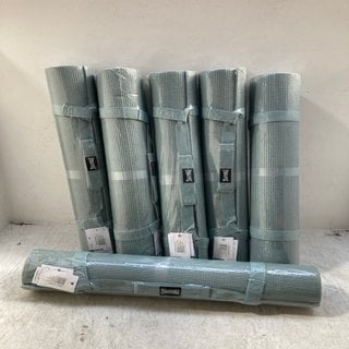 Lot 161  
            Marchington SR12 - Parcel Delivery Only 

                
6 X PINEAPPLE BADGE YOGA MAT ONE SIZE IN SAGE: LOCATION - AR3