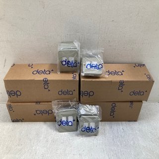 Lot 191  
            Marchington SR12 - Parcel Delivery Only 

                
QTY OF ASSORTED LIGHT SWITCHES TO INCLUDE DETA M1211 13A FUSED DP SWITCHED CONNEC...