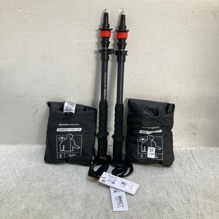 Lot 238  
            Marchington SR12 - Parcel Delivery Only 

                
3 X ASSORTED ITEMS TO INCLUDE DECATHLON RAINCUT FULL ZIP JACKET - UK SIZE: 3XL: L...