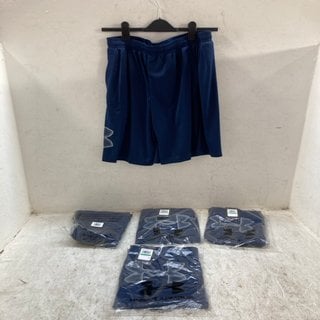 Lot 255  
            Marchington SR12 - Parcel Delivery Only 

                
5 X MENS UNDER ARMOUR UA TECH GRAPHIC SHORTS IN NAVY - UK SIZE: LARGE: LOCATION -...