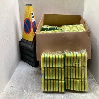 Lot 295  
            Marchington SR12 - Parcel Delivery Only 

                
QTY OF ASSORTED ITEMS TO INCLUDE BOX OF WASHING UP SPONGES: LOCATION - AR10