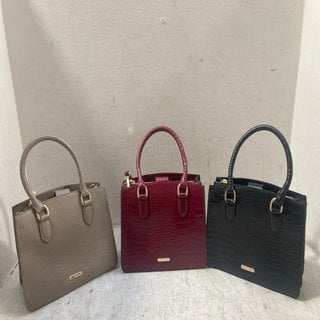 Lot 346  
            Marchington SR12 - Parcel Delivery Only 

                
3 X ASSORTED RUTH LANGSFORD CROC LEATHER MULTIWAY HANDBAGS TO INCLUDE TAUPE: LOCA...