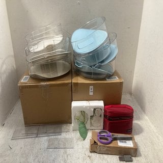 Lot 349  
            Marchington SR12 - Parcel Delivery Only 

                
QTY OF ASSORTED ITEMS TO INCLUDE COOKS ESSENTIAL LAZY SUSAN: LOCATION - AR13