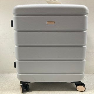 Lot 393  
            Marchington SR12 - Parcel Delivery Only 

                
RADLEY LEXINGTON 4 WHEEL MEDIUM SUITCASE IN MIST: LOCATION - AR15