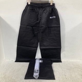 Lot 426  
            Marchington SR12 - Parcel Delivery Only 

                
BLITZ COTTON STUDENT KARATE SUIT IN BLACK - SIZE: 170CM: LOCATION - BR14