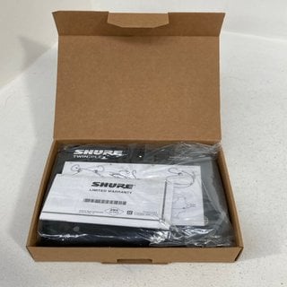 Lot 43  
            Marchington SR12 - Parcel Delivery Only 

                
SHURE TH53 TWINPLEX OMNIDIRECTIONAL HEADSET MICROPHONE - ORIGINAL RRP £599.99: LO...
