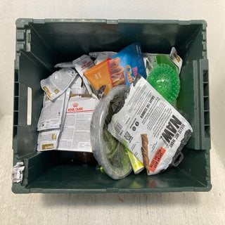 Lot 472  
            Marchington SR12 - Parcel Delivery Only 

                
QTY OF ASSORTED PET ITEMS TO INCLUDE STAINLESS STEEL DOG BOWL: LOCATION - BR12