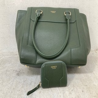 Lot 494  
            Marchington SR12 - Parcel Delivery Only 

                
OSPREY LONDON THE REGENT BAG AND PURSE SET IN FOREST GREEN: LOCATION - BR10