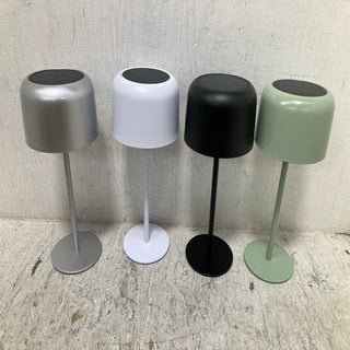 Lot 531  
            Marchington SR12 - Parcel Delivery Only 

                
4 X S-FIXX TOUCH TABLE LAMPS IN VARIOUS COLOURS TO INCLUDE SILVER: LOCATION - BR8