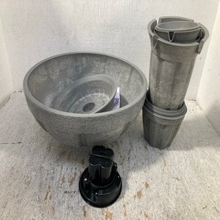 Lot 537  
            Marchington SR12 - Parcel Delivery Only 

                
BERNINI BARI MULTIFUNCTIONAL WATER FOUNTAIN IN GREY ORIGINAL RRP £199: LOCATION -...