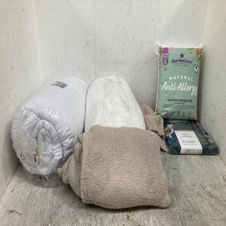 Lot 578  
            Marchington SR12 - Parcel Delivery Only 

                
QTY OF ASSORTED HOUSEHOLD ITEMS TO INCLUDE CATHERINE LANSFIELD NATURE DOUBLE DUVE...