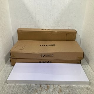 Lot 593  
            Marchington SR12 - Parcel Delivery Only 

                
4 X WOODEN FLOATING SHELVES IN WHITE: LOCATION - BR5