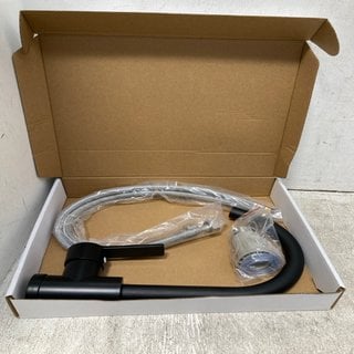 Lot 665  
            Marchington SR12 - Parcel Delivery Only 

                
MATTE BLACK KITCHEN SINK FAUCET: LOCATION - B0