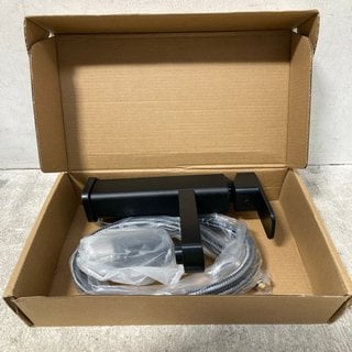 Lot 680  
            Marchington SR12 - Parcel Delivery Only 

                
BATHROOM SINK MIXER TAP IN MATT BLACK: LOCATION - B0