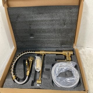 Lot 697  
            Marchington SR12 - Parcel Delivery Only 

                
GOLD KITCHEN SINK FAUCET WITH PULL-DOWN SPRAYER: LOCATION - B0