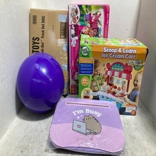 Lot 708  
            Marchington SR12 - Parcel Delivery Only 

                
QTY OF ASSORTED CHILDREN TOYS TO INCLUDE HOT WHEELS 4-LOOP CRASH-OUT TRACK SET: L...