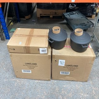 Lot 832  
            Marchington SR12 - Parcel Delivery Only 

                
3 X ASSORTED HOUSEHOLD ITEMS TO INCLUDE LIDDED CASSEROLE DISH IN BLACK: LOCATION ...