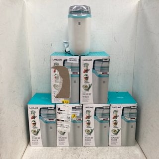 Lot 838  
            Marchington SR12 - Parcel Delivery Only 

                
6 X MULTI YOGHURT MAKERS: LOCATION - C8