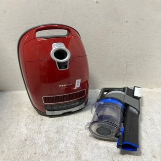 Lot 87  
            Marchington SR12 - Parcel Delivery Only 

                
1 X MIELE COMPLETE C3 VACUUM TO INCLUDE 1 X VAX PACE HANDHELD VACUUM: LOCATION - A0