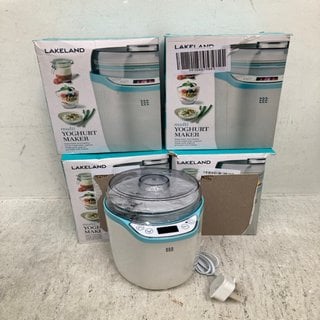 Lot 960  
            Marchington SR12 - Parcel Delivery Only 

                
5 X MULTI YOGHURT MAKERS: LOCATION - C14