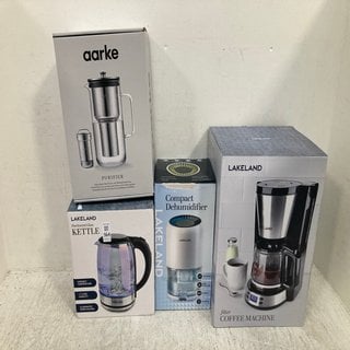 Lot 964  
            Marchington SR12 - Parcel Delivery Only 

                
4 X ASSORTED HOUSEHOLD ITEMS TO INCLUDE AARKE PURIFIER: LOCATION - C14