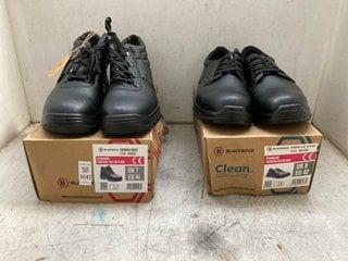 Lot 1047  
            Marchington SR17 - Parcel Delivery Only 

                
BLACKROCK CHUKKA SAFETY BOOTS IN BLACK LEATHER - SIZE UK 7 TO INCLUDE BLACKROCK H...