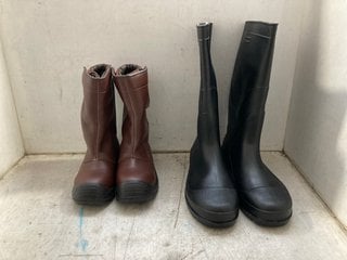Lot 1049  
            Marchington SR17 - Parcel Delivery Only 

                
PANTER DRAGO TOTALE RIGGER BOOTS - SIZE UK 4 TO INCLUDE PORTWEST RIGGER BOOTS - S...