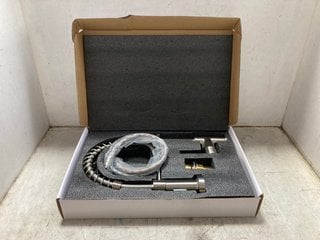 Lot 1066  
            Marchington SR17 - Parcel Delivery Only 

                
FAUCET TAP IN BRUSHED CHROME: LOCATION - AR4