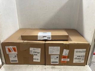Lot 1148  
            Marchington SR17 - Parcel Delivery Only 

                
QTY OF FULL-SIZED WIRELESS KEYBOARD & MOUSE COMBO SETS IN BLACK: LOCATION - AR8
