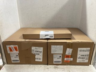 Lot 1149  
            Marchington SR17 - Parcel Delivery Only 

                
QTY OF FULL-SIZED WIRELESS KEYBOARD & MOUSE COMBO SETS IN BLACK: LOCATION - AR8