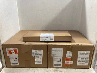 Lot 1151  
            Marchington SR17 - Parcel Delivery Only 

                
QTY OF FULL-SIZED WIRELESS KEYBOARD & MOUSE COMBO SETS IN BLACK: LOCATION - AR8