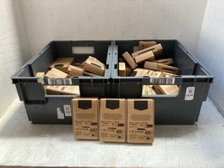 Lot 1197  
            Marchington SR17 - Parcel Delivery Only 

                
QTY OF USB TYPE-C TO USB-A ADAPTER CHARGER CABLES: LOCATION - AR12