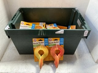 Lot 1202  
            Marchington SR17 - Parcel Delivery Only 

                
QTY OF ARM & HAMMER ROCK N' ROLLER CHEW TOYS: LOCATION - AR12