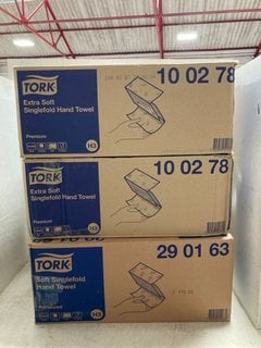 Lot 1330  
            Marchington SR17 - Parcel Delivery Only 

                
3 X BOXES OF TORK SOFT AND EXTRA-SOFT SINGLEFOLD HAND TOWELS: LOCATION - BR16