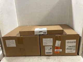 Lot 1340  
            Marchington SR17 - Parcel Delivery Only 

                
QTY OF FULL-SIZED WIRELESS KEYBOARD & MOUSE COMBO SETS IN BLACK: LOCATION - BR15