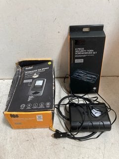 Lot 1085  
            Marchington SR10 - Parcel Delivery Only 

                
QTY OF ASSORTED AUTOMOTIVE ITEMS TO INCLUDE WORKSHOP 12A SMART BATTERY CHARGER: L...