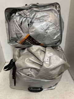 Lot 1107  
            Marchington SR10 - Parcel Delivery Only 

                
2 X OUTDOOR WEATHER PROTECTION VEHICLE COVERS IN SILVER COLOUR: LOCATION - BR8