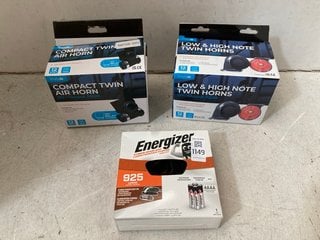 Lot 1149  
            Marchington SR10 - Parcel Delivery Only 

                
QTY OF ASSORTED AUTOMOTIVE AND CYCLING ACCESSORIES TO INCLUDE SIMPLY LOW & HIGH N...