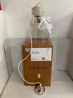 Lot 1157  
            Marchington SR10 - Parcel Delivery Only 

                
COX & COX ALMA GLASS DOME PENDANT: LOCATION - CR1