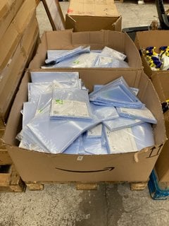 Lot 119  
            Marchington SR17 - Delivery or Collection 

                
PALLET OF Q-CONNECT L-SHAPED DOCUMENT SLEEVES A4 - TRANSPARENT: LOCATION - A4 (KE...
